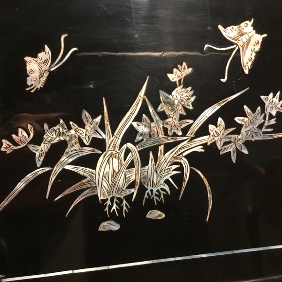 Vintage Asian Mother of Pearl Inlay Lacquered Serving Tray 15” x 10” x 2” - Picture 3 of 10